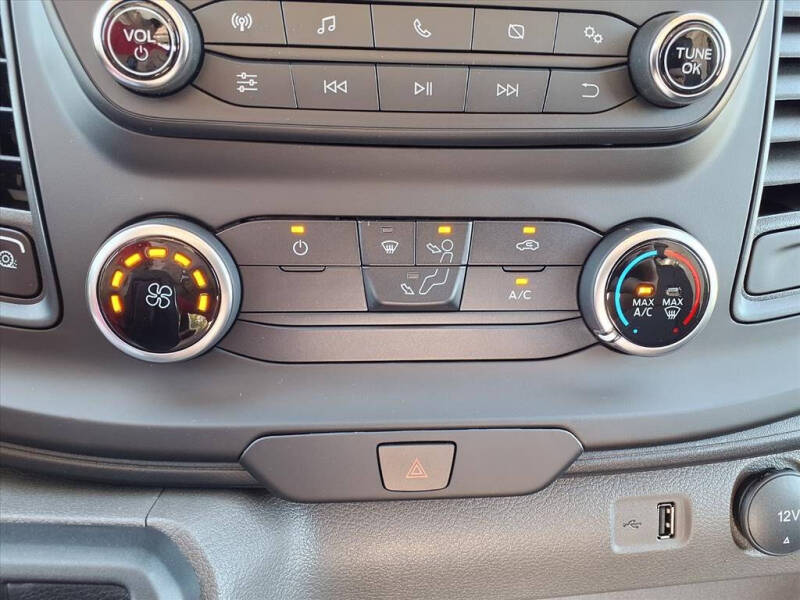 2025 Ford Transit 250