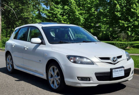 2008 Mazda MAZDA3 for sale at CLEAR CHOICE AUTOMOTIVE in Milwaukie OR