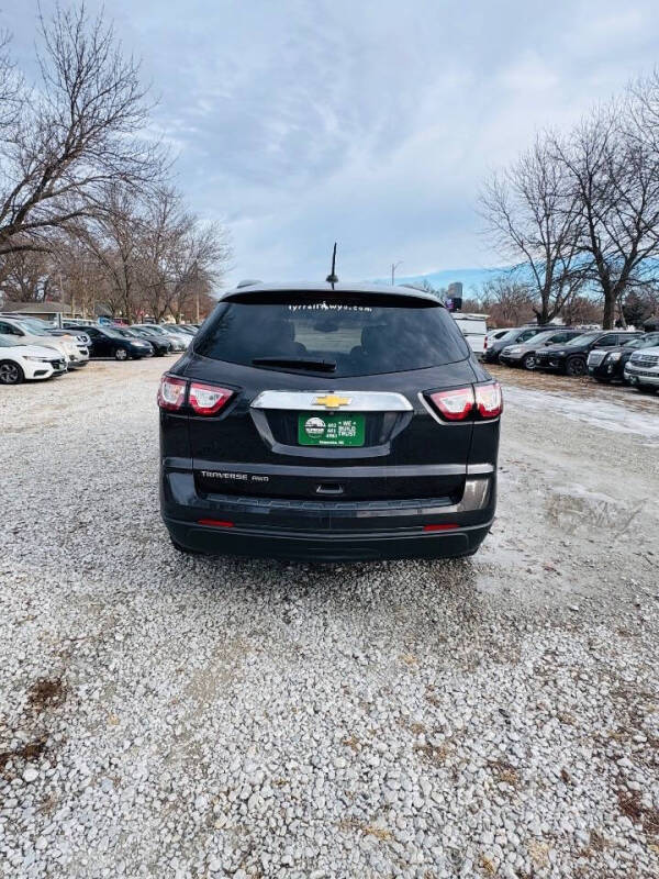 2017 Chevrolet Traverse LS