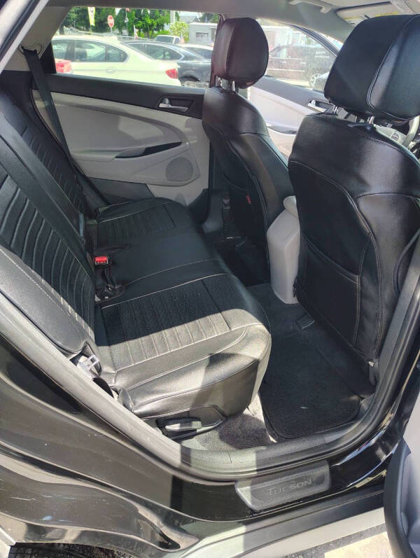 2018 Hyundai Tucson SE