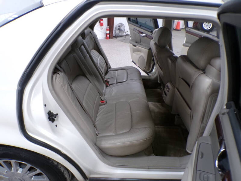 2003 Cadillac DeVille DHS