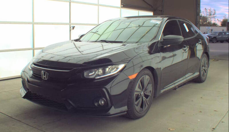 2017 Honda Civic Hatchback EX's photo