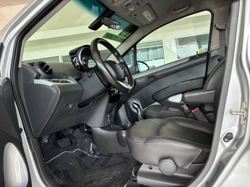 2016 Chevrolet Spark EV 2LT