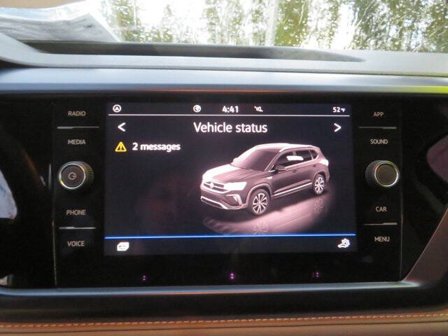 2024 Volkswagen Taos SE