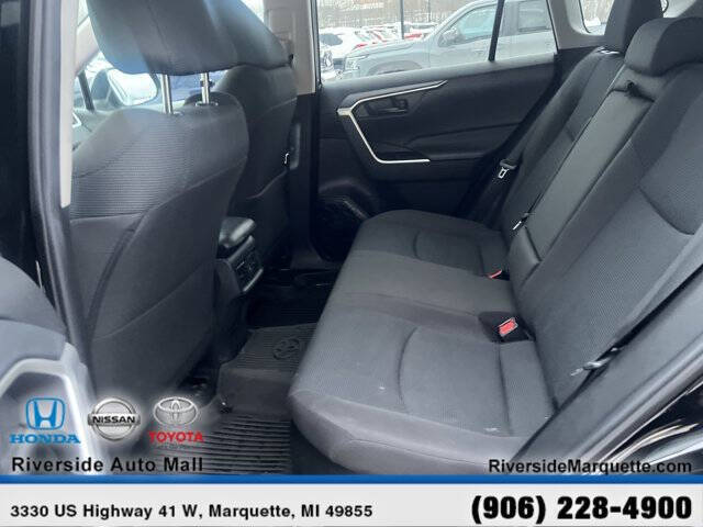 2021 Toyota RAV4 Hybrid LE