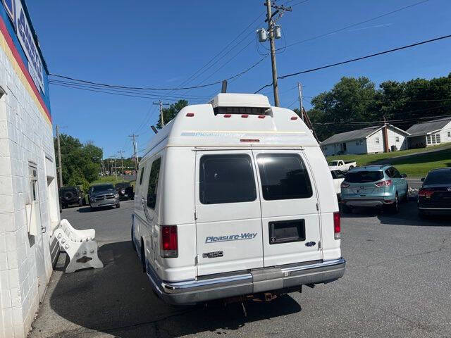 2003 Ford E-Series E-350 SD