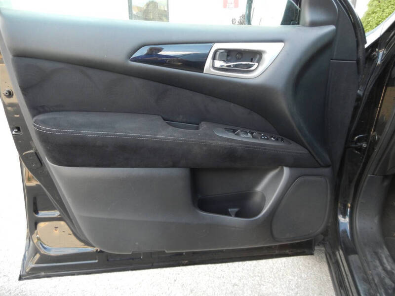 2013 Nissan Pathfinder S