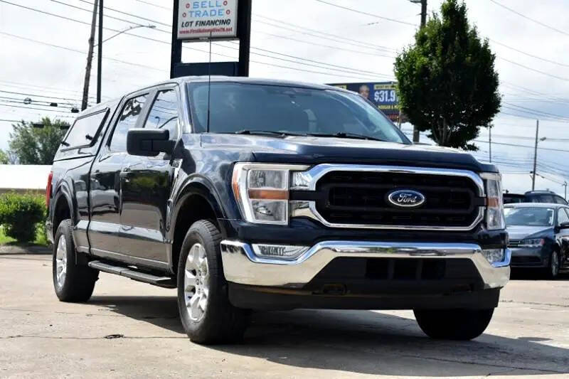 2022 Ford F-150 XL's photo