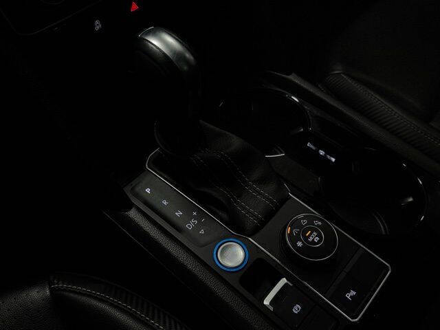 2022 Volkswagen Atlas Cross Sport V6 SEL R-Line 4Motion