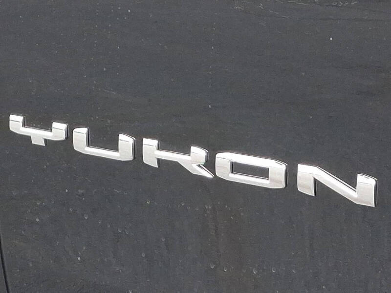 2025 GMC Yukon Elevation