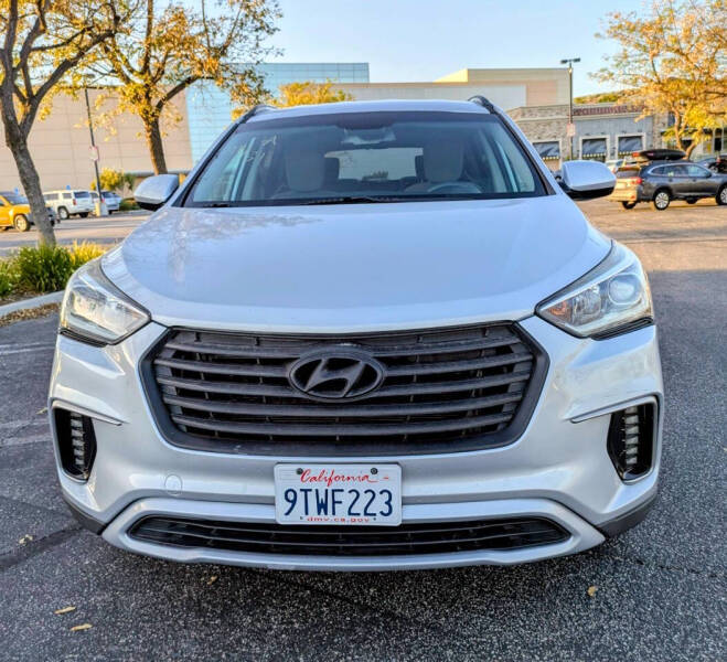 2018 Hyundai Santa Fe SE