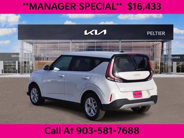 2024 Kia Soul LX