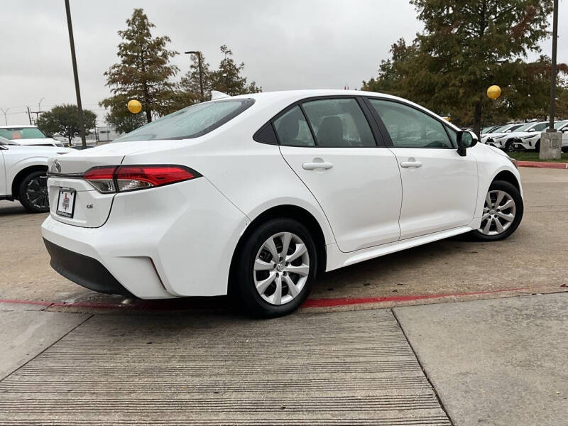 2024 Toyota Corolla LE