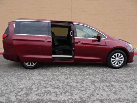 2018 Chrysler Pacifica LX