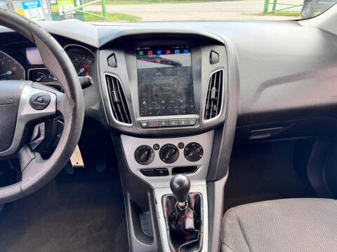 2012 Ford Focus SE