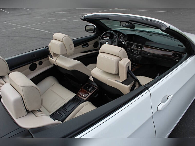 2011 BMW 3 Series 335i