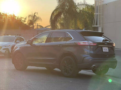 2019 Ford Edge Titanium