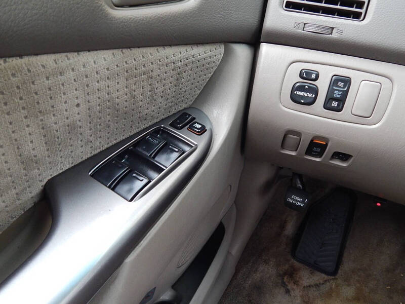 2007 Toyota Sienna LE 8-Passenger