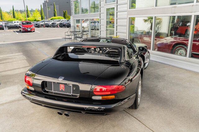 2000 Dodge Viper 12