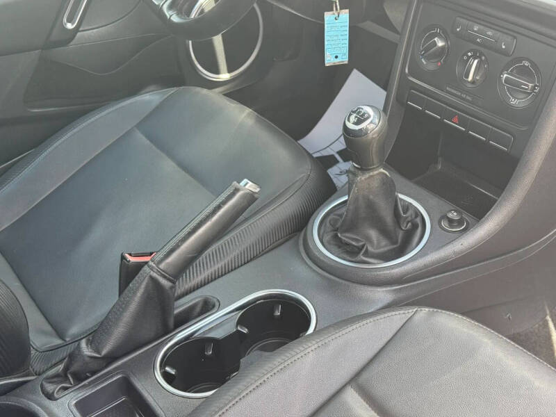 2012 Volkswagen Beetle