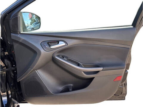 2017 Ford Focus SEL