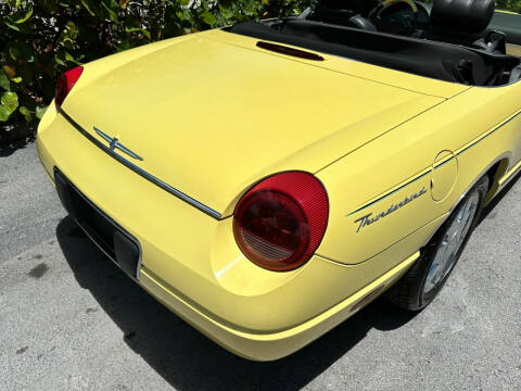 2002 Ford Thunderbird Deluxe