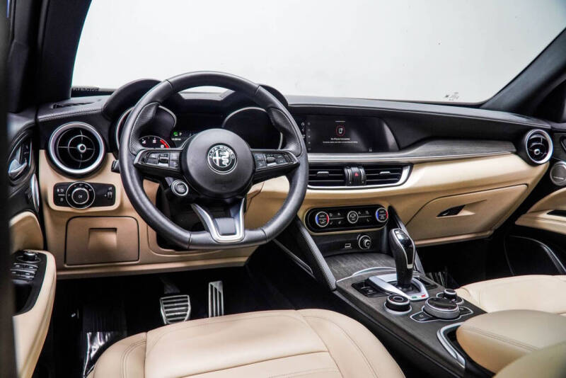 2023 Alfa Romeo Stelvio