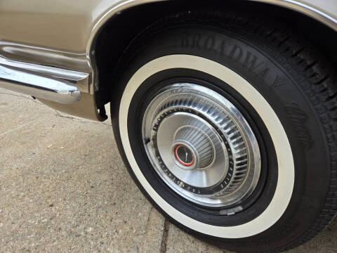 1966 Ford Thunderbird