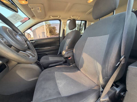 2017 Jeep Compass Sport