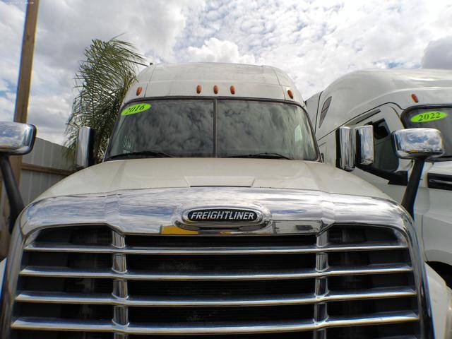 2016 Freightliner Cascadia