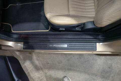 2005 Ford Thunderbird Deluxe