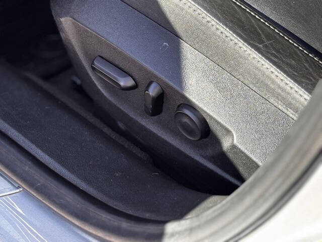 2012 Buick Regal Premium 1