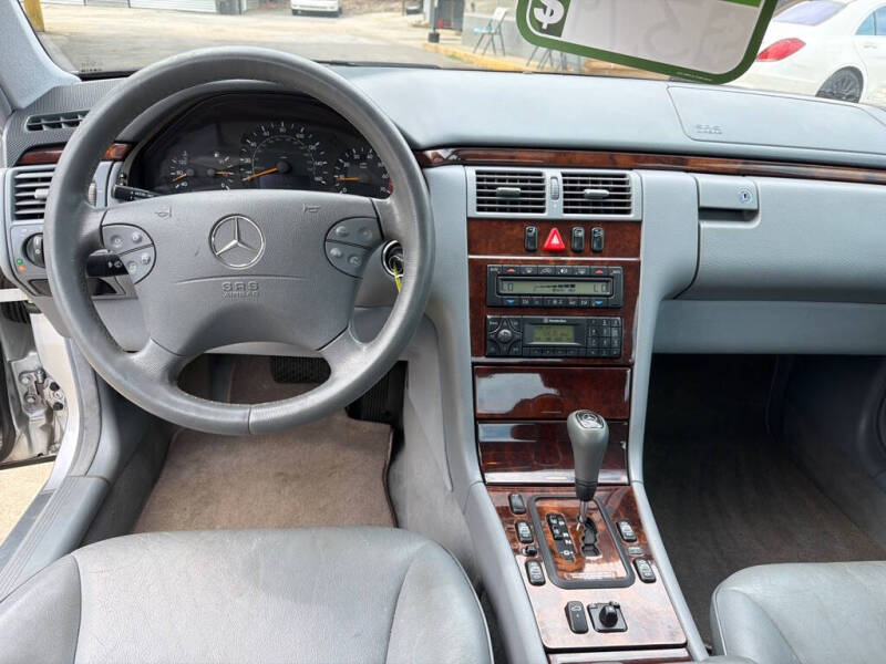 2000 Mercedes-Benz E-Class E 320