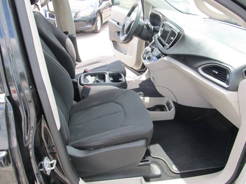 2018 Chrysler Pacifica Touring Plus
