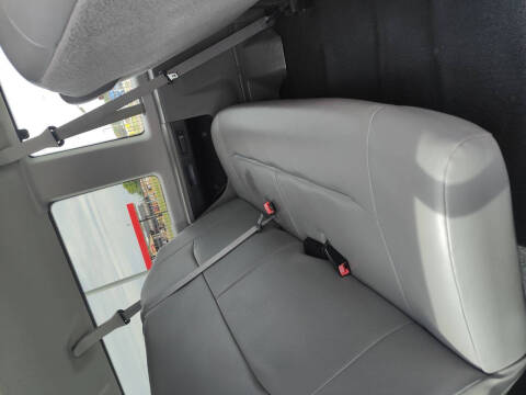 2011 Ford E-Series E-350 SD