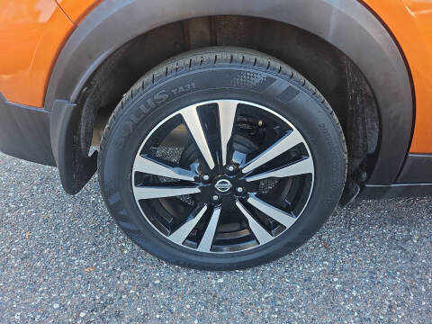 2019 Nissan Kicks SR