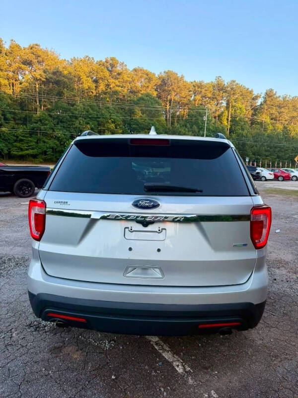 2017 Ford Explorer