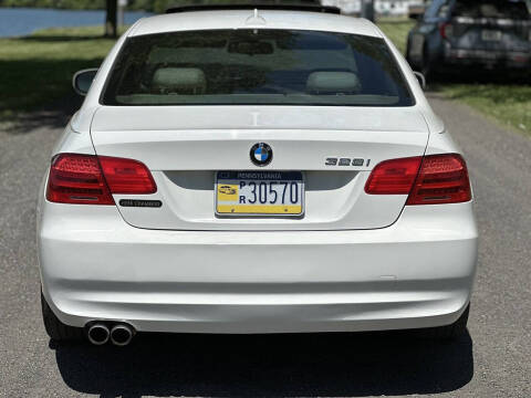 2012 BMW 3 Series 328i