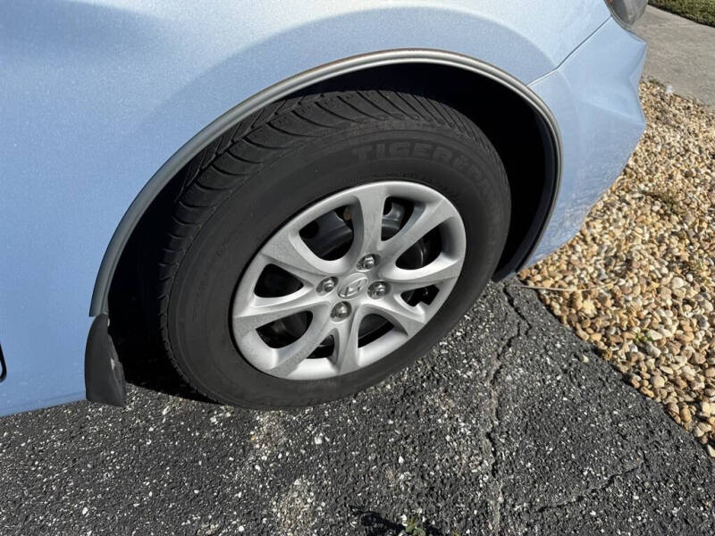 2013 Hyundai Accent GLS