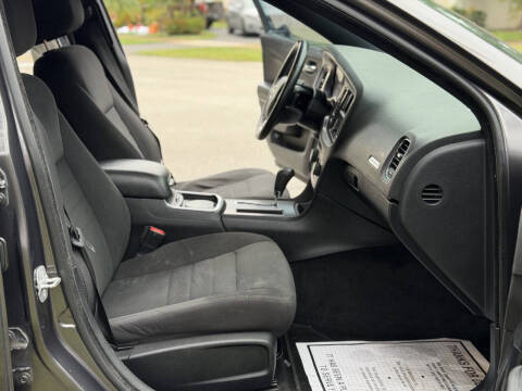 2014 Dodge Charger SE