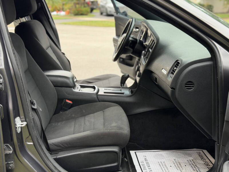 2014 Dodge Charger SE