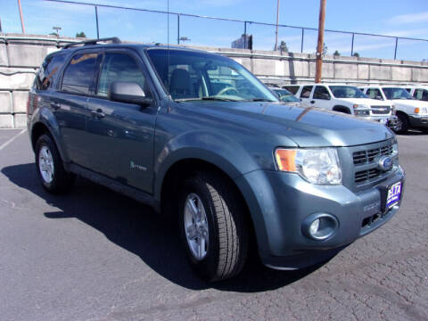 2012 Ford Escape Hybrid for sale at Delta Auto Sales in Milwaukie OR