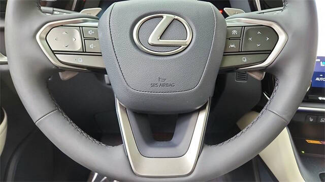 2023 Lexus RZ 450e Luxury