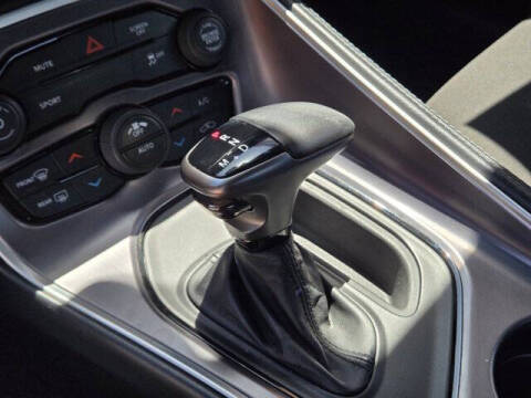 2021 Dodge Challenger SXT