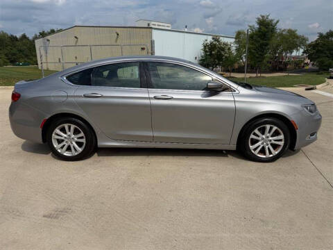 2017 Chrysler 200 Limited