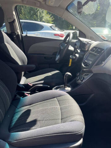 2014 Chevrolet Sonic LT Auto