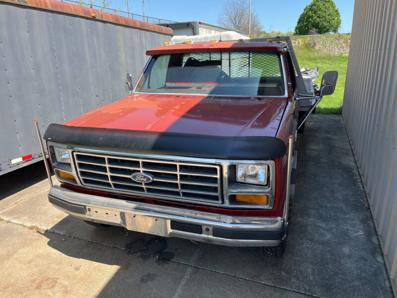 1986 Ford F-350 for sale at FWW WHOLESALE in Carrollton OH