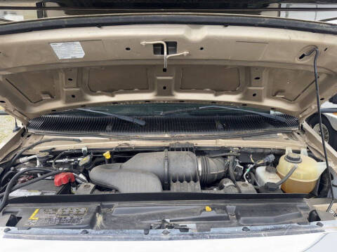 2017 Ford E-Series E-450 SD