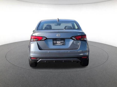 2023 Nissan Versa SV