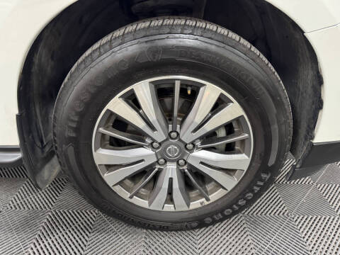 2019 Nissan Pathfinder S